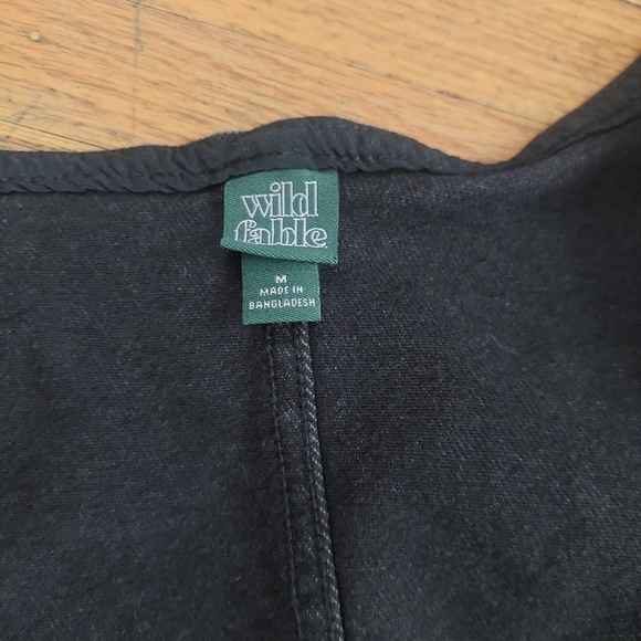 Wild Fable Charcoal Denim Crop Top Sz M W/ Denim Floral Cut Off SHORTS Sz 6 (D) - Picture 4 of 6